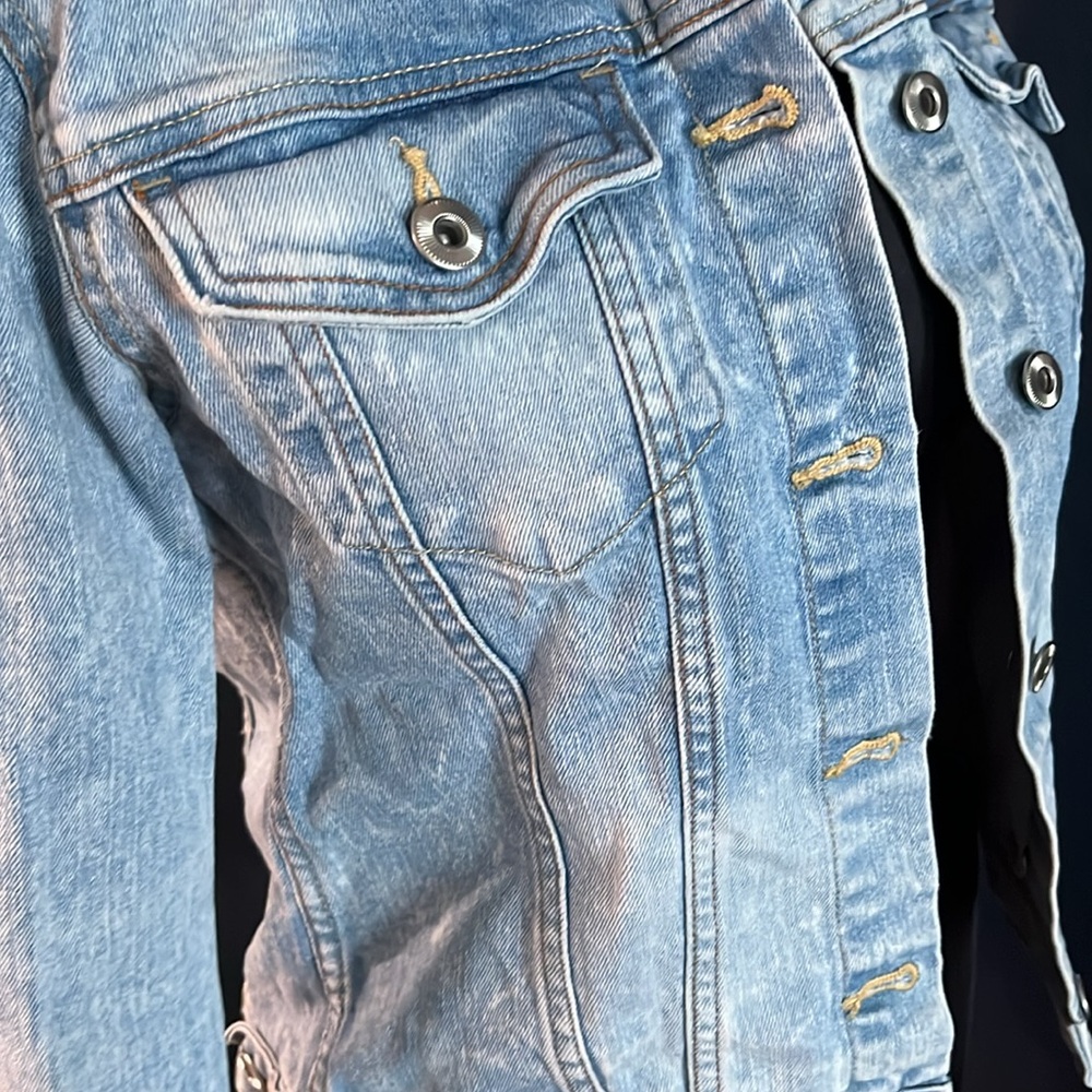 H&M Label of Graded Goods jean jacket distressed acid wash sz 8 - Picture 6 of 7